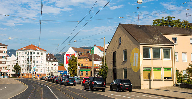 Verkehr im Heidelberger Stadtteil Bergheim. (Foto: Dittmer) Verkehr im Heidelberger Stadtteil Bergheim. (Foto: Dittmer)