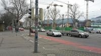 Autos fahren an Ampelkreuzung (Foto: Einfach Heidelberg) Ampelkreuzung (Foto: Einfach Heidelberg)