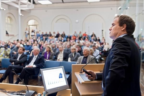 Für den Doppelhaushalt 2013/14 finden Informationsveranstaltungen in fünf Stadtteilen statt. (Bild: Rothe) Für den Doppelhaushalt 2013/14 finden Informationsveranstaltungen in fünf Stadtteilen statt. (Bild: Rothe)