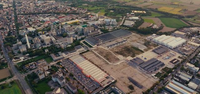 Luftaufnahme eines Industriegebiets