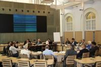 Blick in den Neuen Sitzungssaal des Heidelberger Rathauses, in dem der Arbeitskreis Bürgerbeteiligung tagt. (Foto: Stadt Heidelberg) Blick in den Neuen Sitzungssaal des Heidelberger Rathauses, in dem der Arbeitskreis Bürgerbeteiligung tagt. (Foto: Stadt Heidelberg)