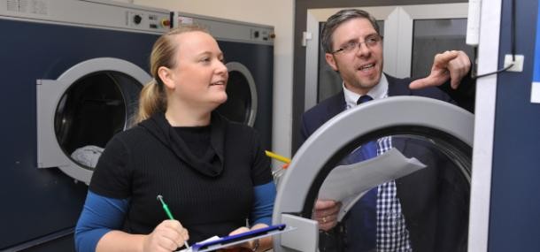 Energieeffizienz in Unternehmen und Vereinen (Foto: Dorn) Beratung zu Energieeffizienz im Gewerbe