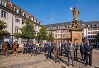 Die Einsatzkräfte des KOD im Rahmen der Pressekonferenz zur Fortschreibung der Sicherheitspartnerschaft Heidelberg am 08.09.2021 auf dem Kornmarkt (Bild: Stadt Heidelberg) Die Einsatzkräfte des KOD im Rahmen der Pressekonferenz zur Fortschreibung der Sicherheitspartnerschaft Heidelberg am 08.09.2021 auf dem Kornmarkt.
