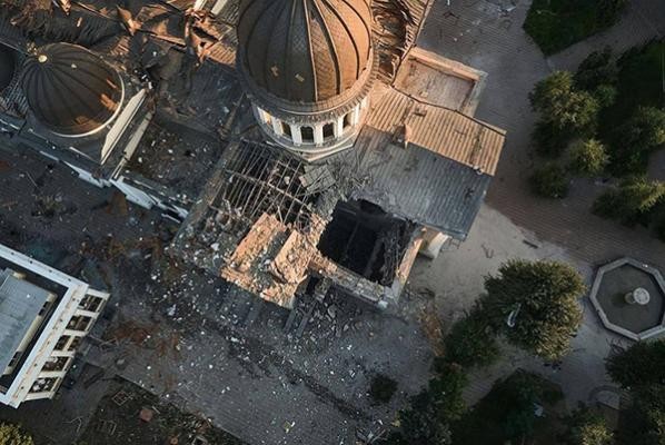 Die Kathedrale in Odessa von oben. Sie wurde bei einem Angriff massiv beschädigt. (Foto: Stadt Odessa) Luftaufnahme der Kathedrale in Odessa, die bei einem Angriff zerstört wurde.