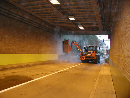 Tunnelwäsche im Schlossbergtunnel
