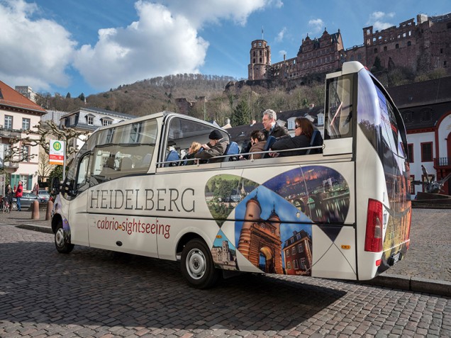 Stadtbesichtigung mit dem Cabrio-Bus (Foto: Witt/ Heidelberg Marketing)